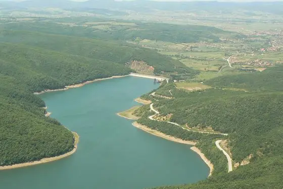 Batlave,Kosovo-přehrada - panoramio