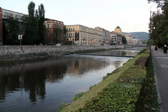 Sarajevo (49122487862)