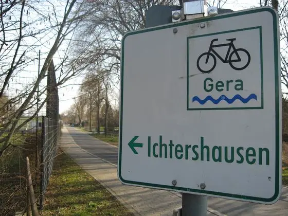 Gera-Radweg bei Ichtershausen