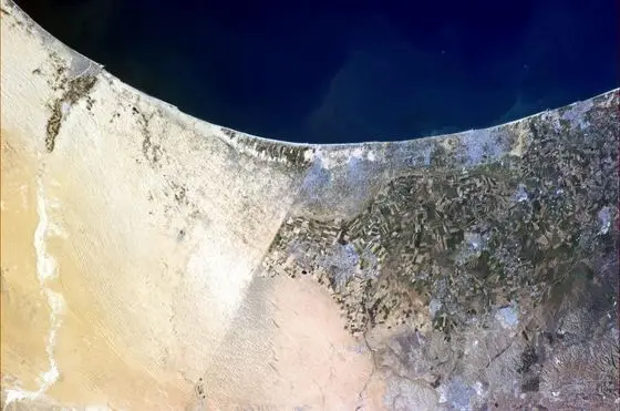Border between Israel and Egypt visible from space