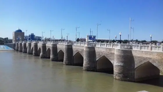 Мост Амира Темура
