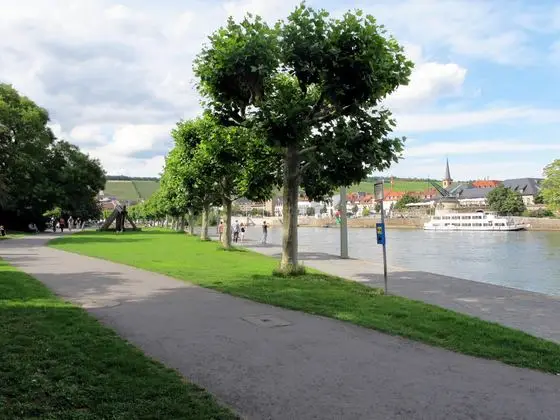 WÜ LeonhardFrankPromenade01