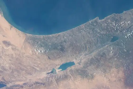 ISS042-E-308271 - View of Earth