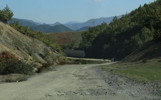 2013-10-03 SH5, Albania 0521