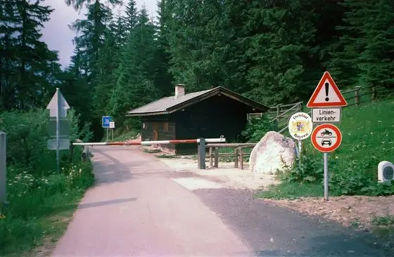 Hirschbichl-Grenzübergang-A-D-(1999)