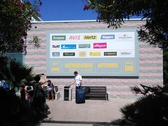 Olbia Airport 2014-07-23 14.59.19