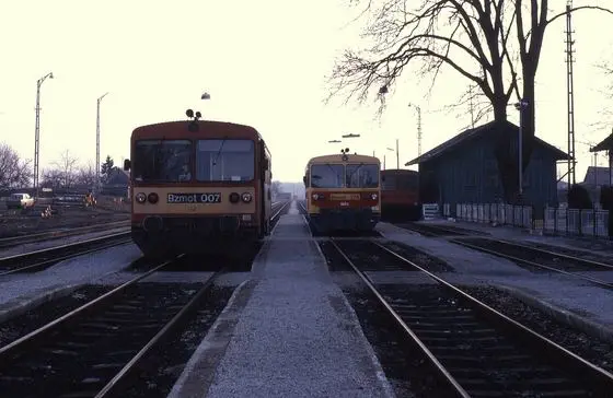 05.02.98 Barcs Bzmot 007 and 328 (33162456506)