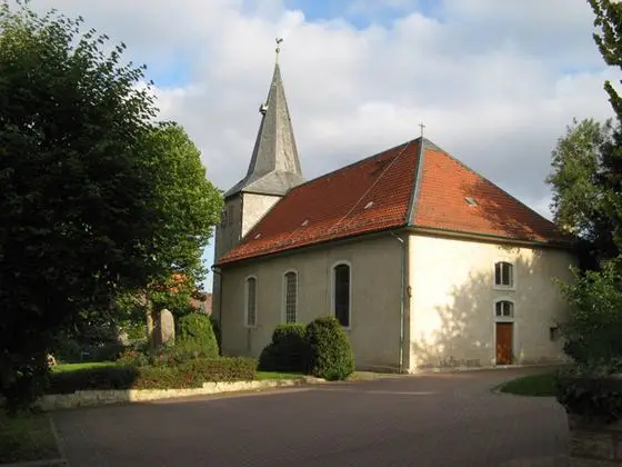 Kirche St. Georg, Warberg - geo-en.hlipp.de - 13636