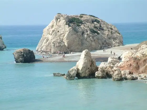 That big rock - panoramio