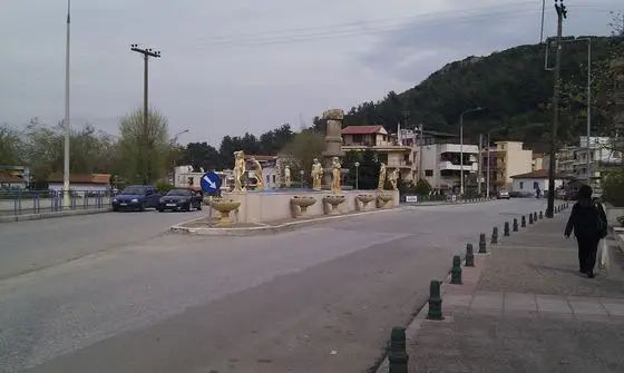 Eleftheroupoli fountain