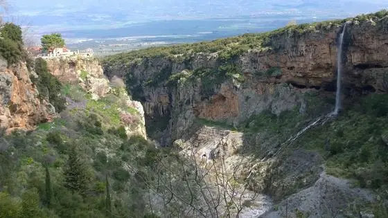 Above Ano Tithorea - March 2015 - panoramio