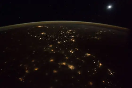 ISS053-E-192831 - View of Earth