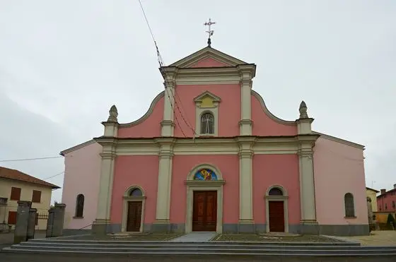 Chiesa di Sant'Andrea Apostolo, facciata (Basaluzzo)