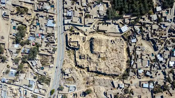 عکس هوایی قلعه دزک Dezak Castle