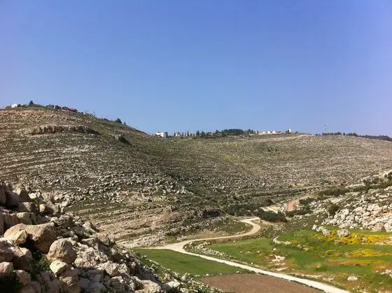 אדורה 3
