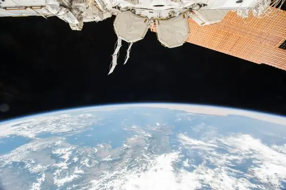 ISS044-E-4084 - View of Earth
