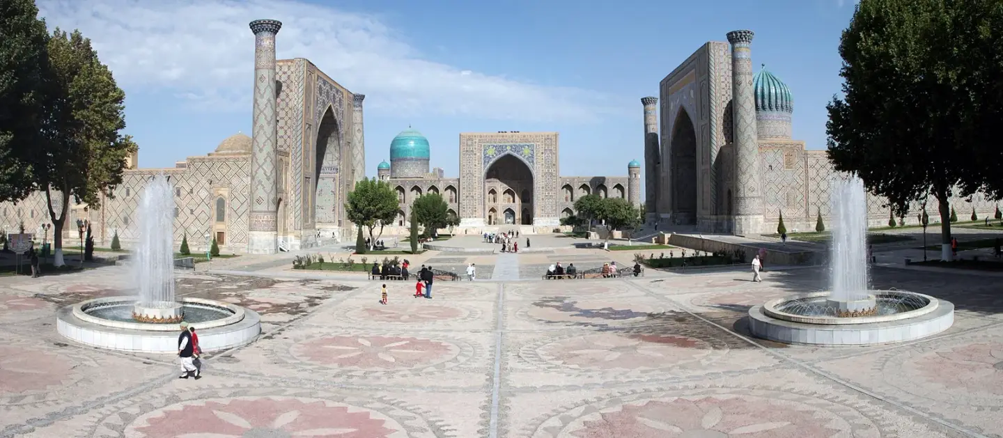Semerkant’ta Registan medreseleri